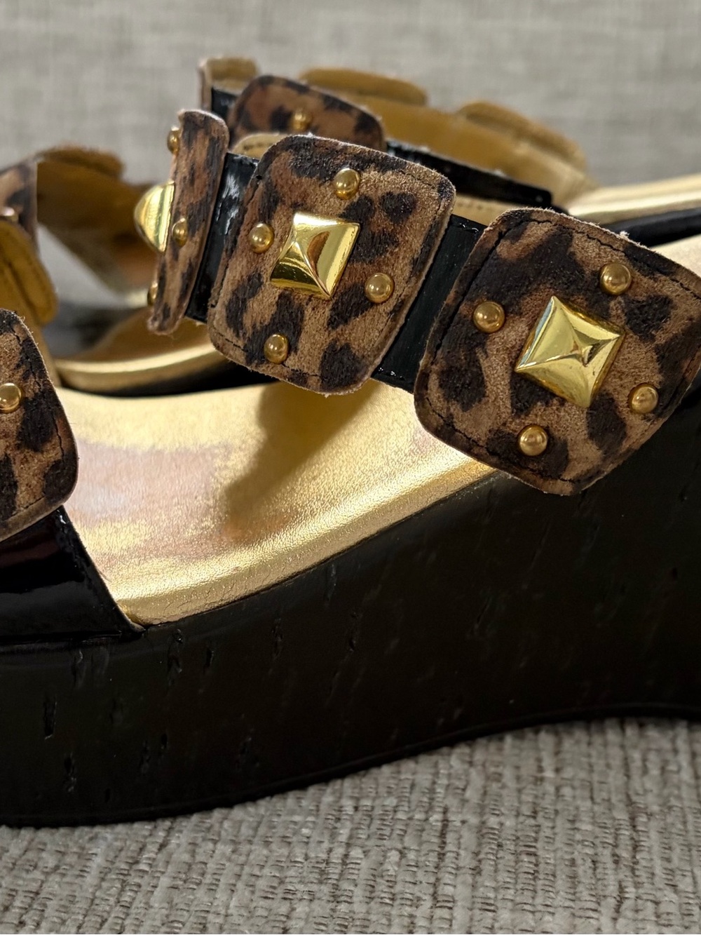 Dezario Leopard Print Studded Wedge Sandals - Black/Gold